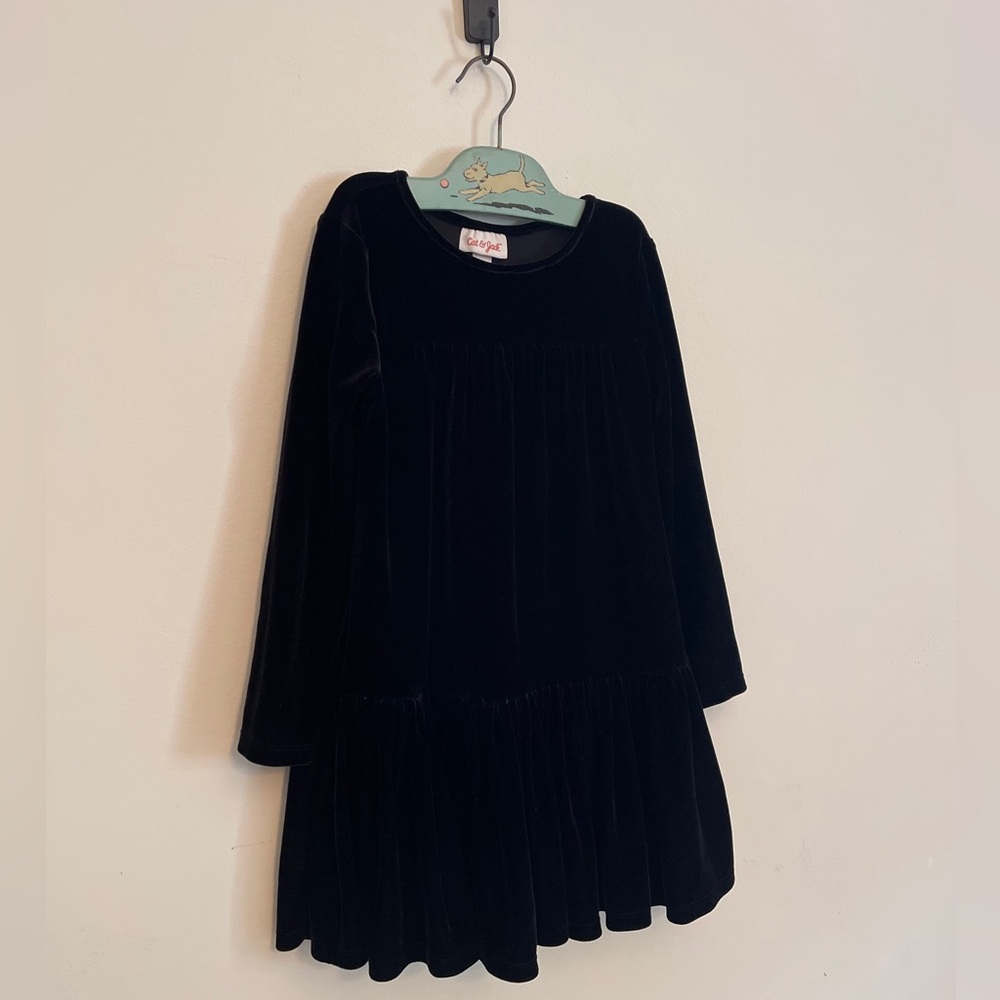 Cat & Jack Black Velvet Tiered Dress Girls 5T Stretch Holiday Goth Halloween